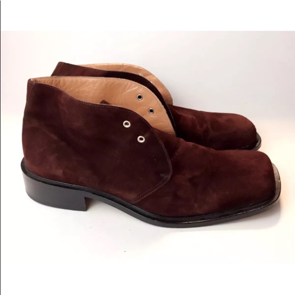 Elegant Suede Chukka Boots for Men